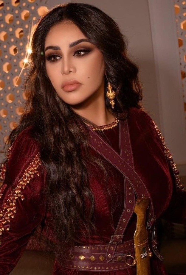 نجمات إماراتيات رسمن معايير جمالية جديدة مع مواكبتهن لأحدث الصيحات