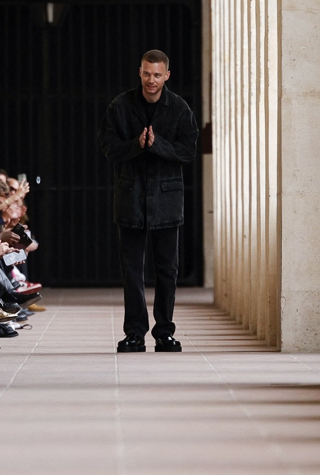 جيفنشي وماثيو ويليامز يفترقان بعد تعاون دام ثلاث سنوات