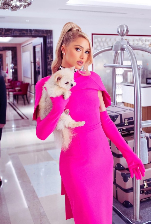 باريس هيلتون