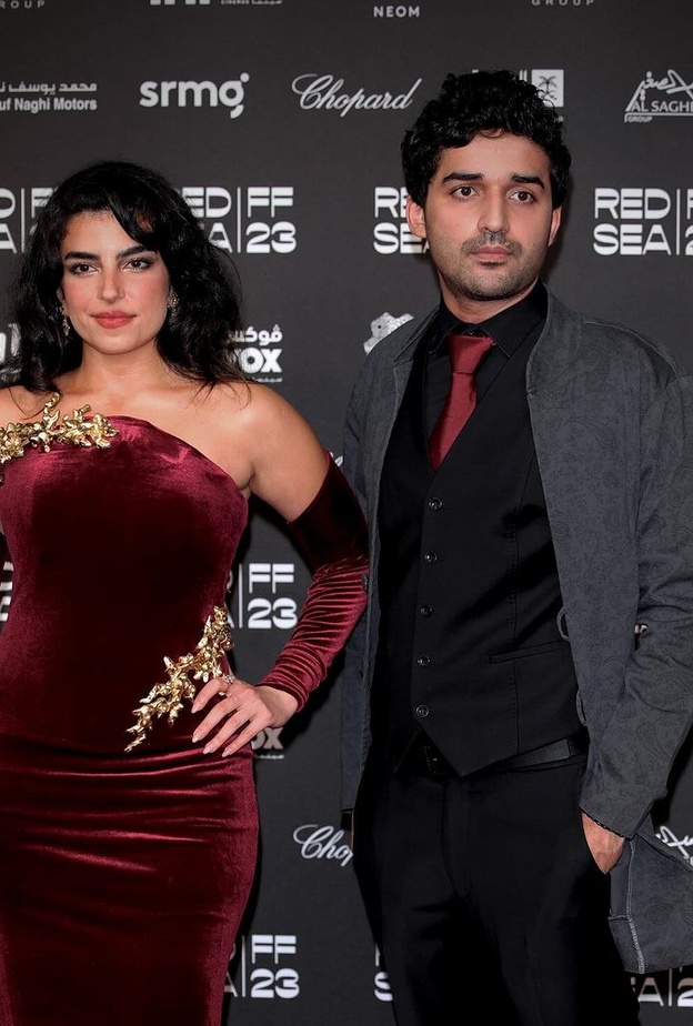 براء العالم ونورا الخضراء