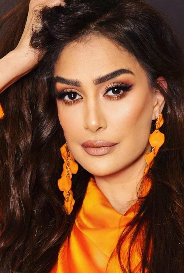 غادة عبد الرازق بـ نيو لوك الشعر القصير في وداع عام 2023