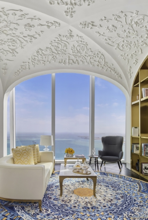 رافلز الدوحة يدعو الضيوف لاكتشاف عالم من الفخامة من خلال تجارب غامرة في الأجنحة