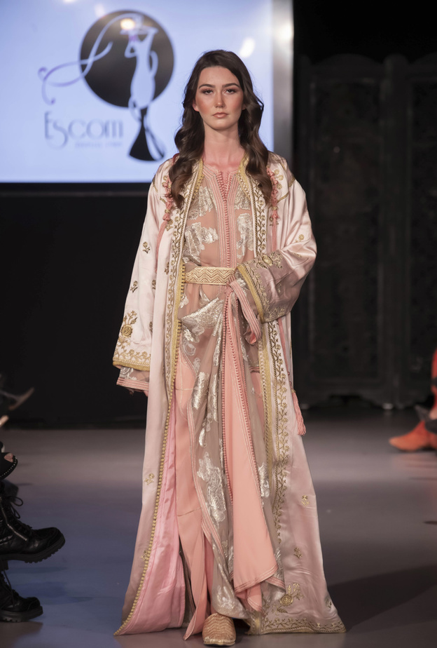 القفاطين الفاخرة  عنوان أساسي لأناقتك في عيد الإتحاد 2023