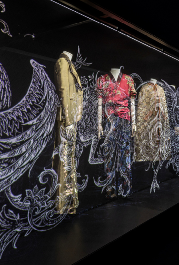 GUCCI COSMOS... معرض يكتب أنشودة لإبداع دار "غوتشي"