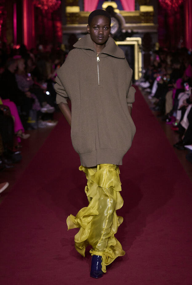 إطلالة من Dundas 