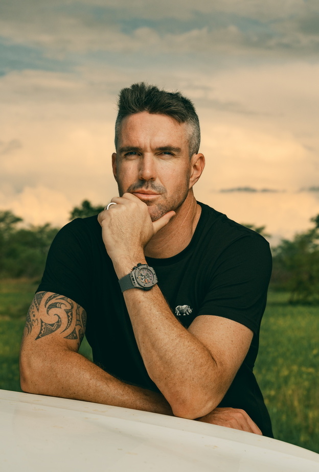 نجم الكريكت الدولي السابق كيفن بيترسن