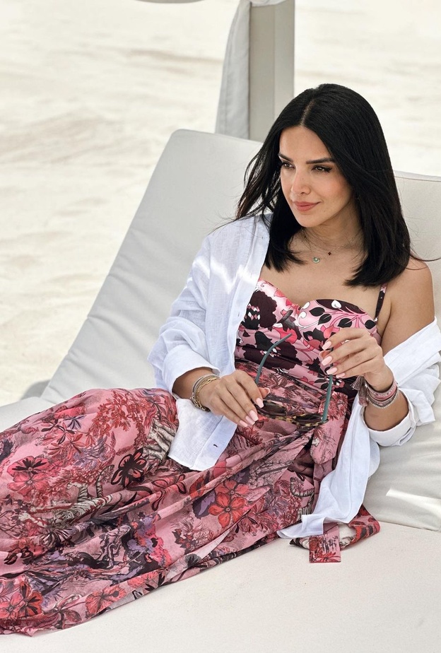  بمناسبة عيد الإتحاد إطلالات  المؤثرات الإماراتيات تعكس أناقتهن