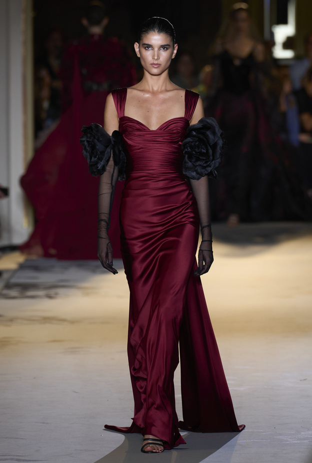 موديلات فساتين لصاحبات القوام النحيف