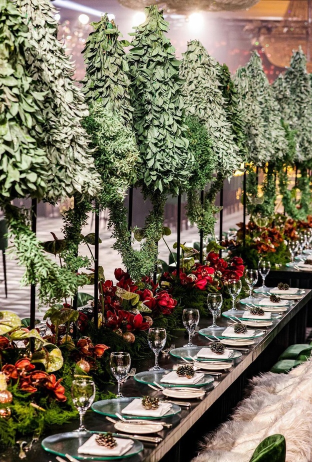 حفل زفاف بثيم الكريسماس في شهر الأعياد لتمنحي ضيوفك أجواء من المرح والسعادة