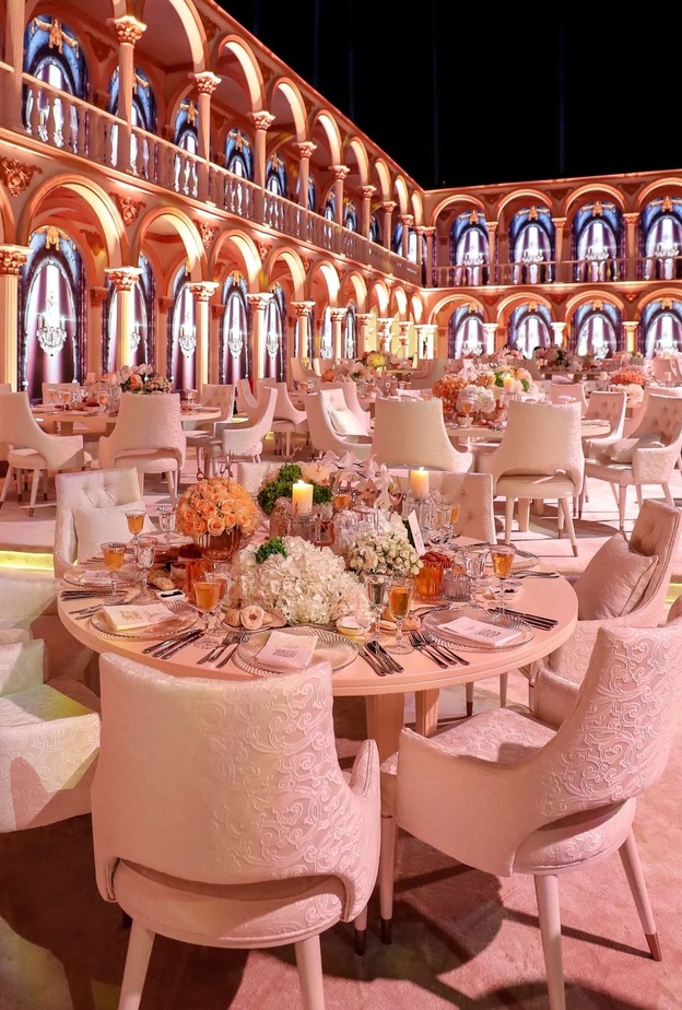 ثيمات أعراس 2024..الكلاسيكية والتميز يطغيان على الزينة والديكور!