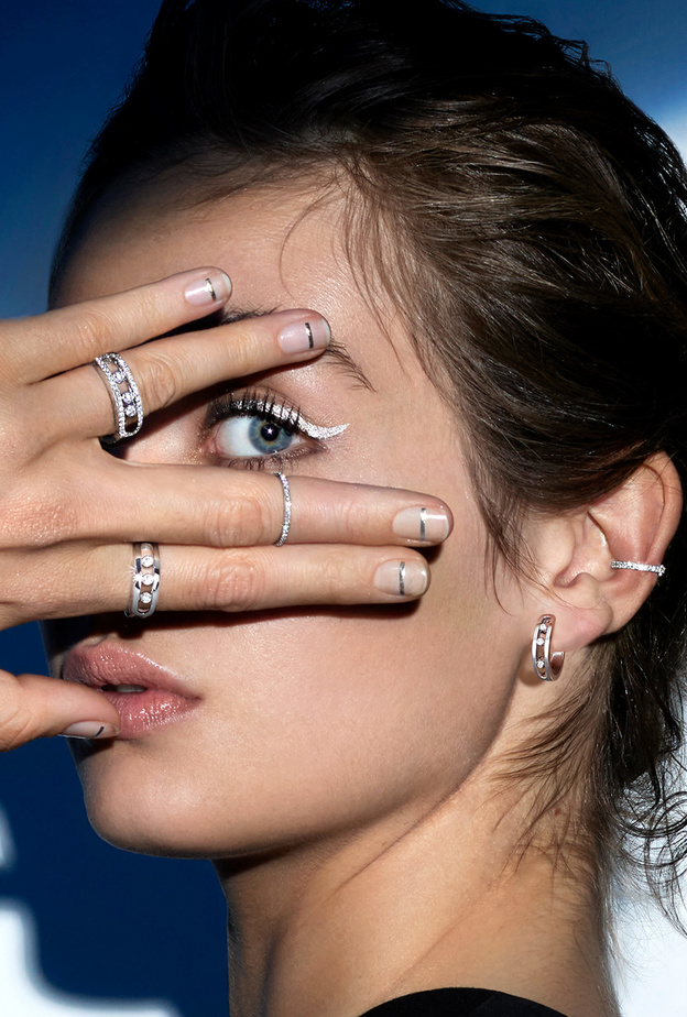 أقراط من ميسيكا