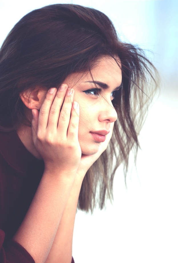 حبوب منع الحمل الهرمونية من الأسباب التي تجعل النساء أكثر عرضة من الرجال للإصابة بالصداع النصفي