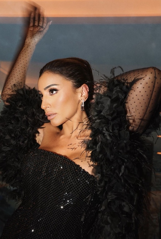 صيحة تحديد الفك والذقن..جمعت النجمات العرب بإطلالاتهنّ في حفل Joy Awards