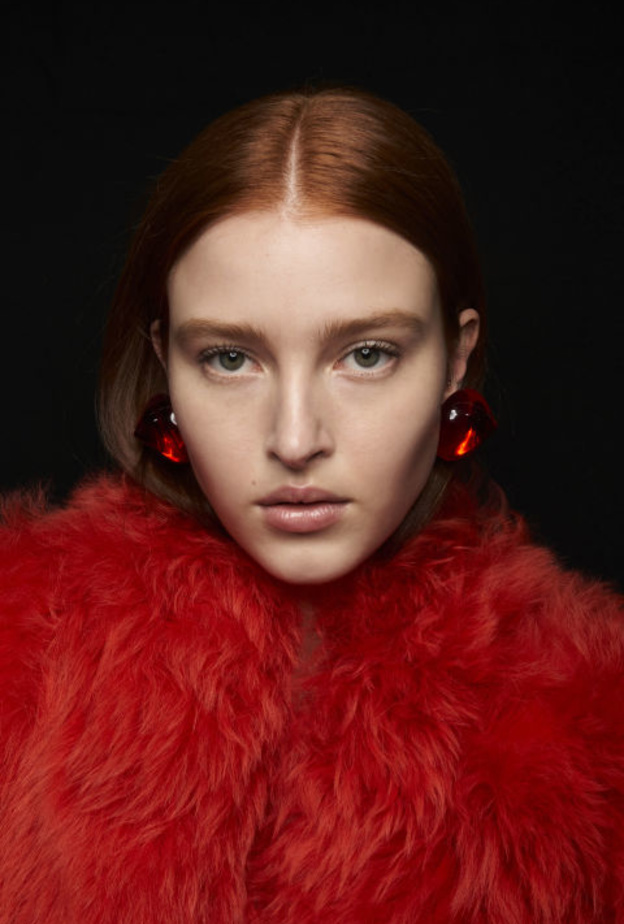 أهلا بإصدارات العطور النسائية للعام 2024... تمتعي بمميزاتها لإطلالة تعبق بالجاذبية