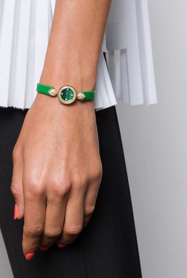 اطلالة شتوية ساحرة مع هذه الساعات الأنيقة