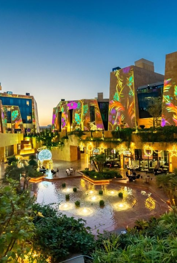 "فيا رياض".. تجربة ترفيهية عالمية وأجواء عصرية لا تنتهي 