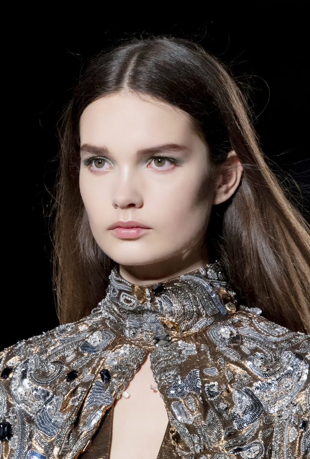 دليلك لإطلالة منتعشة في بداية السنة الجديدة