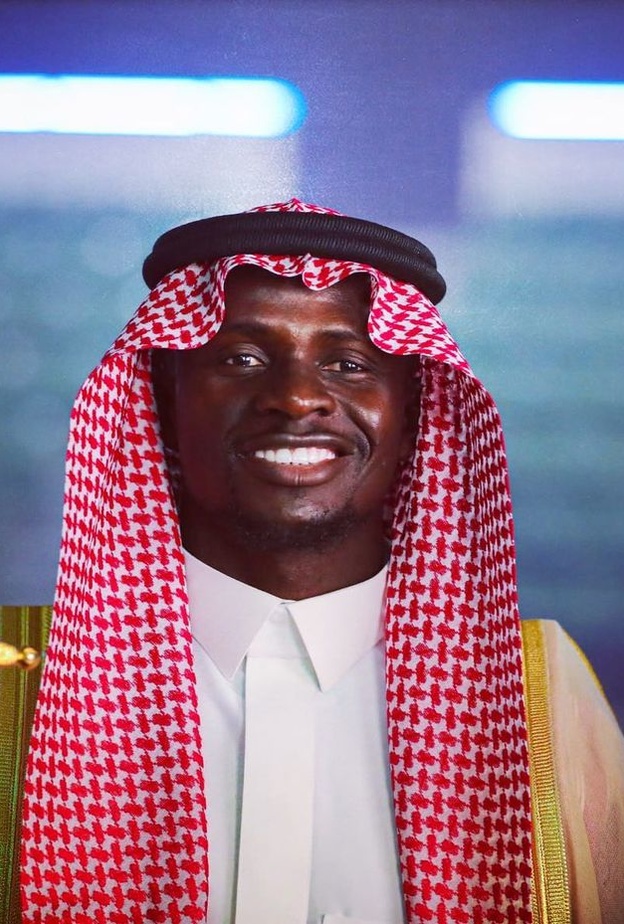 هكذا احتفل نجم نادي النصر السعودي ساديو ماني بزفافه في أجواء عائلية بالسنغال..شاهدوا عروسه