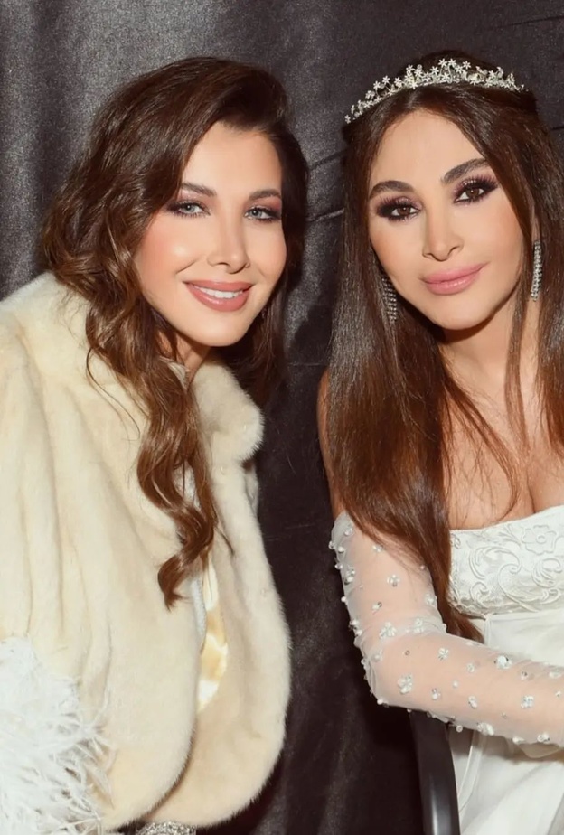 النجمات يتنافسن على الإطلالات الجمالية الخاطفة في "ليلة النجمات العرب" بالرياض