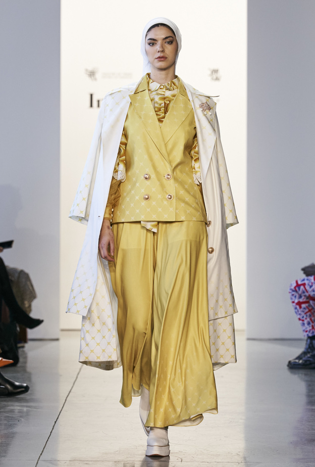 موضة الأزياء المحافظة: كيفية اختيار الأزياء وأشهر العارضات