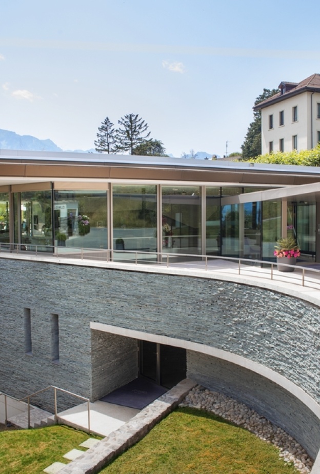 في Clinique La Prairie برنامج خاص لإطالة العمر عبر إبطاء الشيخوخة