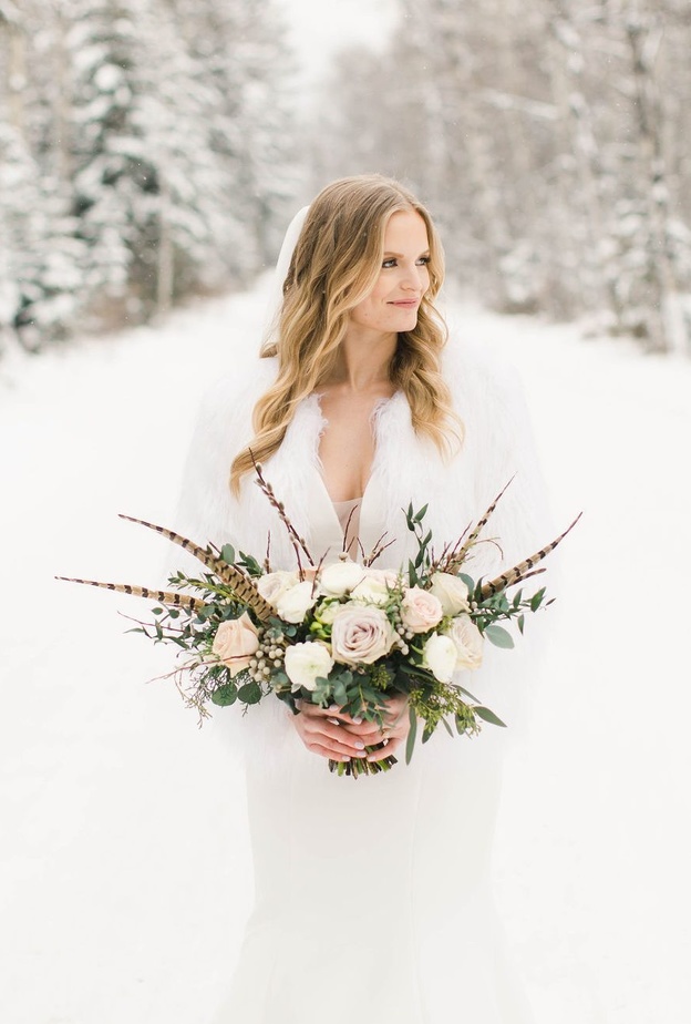 أفكار جميلة لزهور الزفاف الموسمية الشتوية