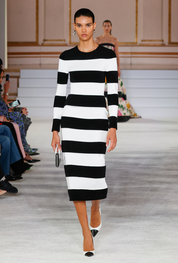 موضة التقليمات تعيد مستوى الشياكة في شتاء 2024