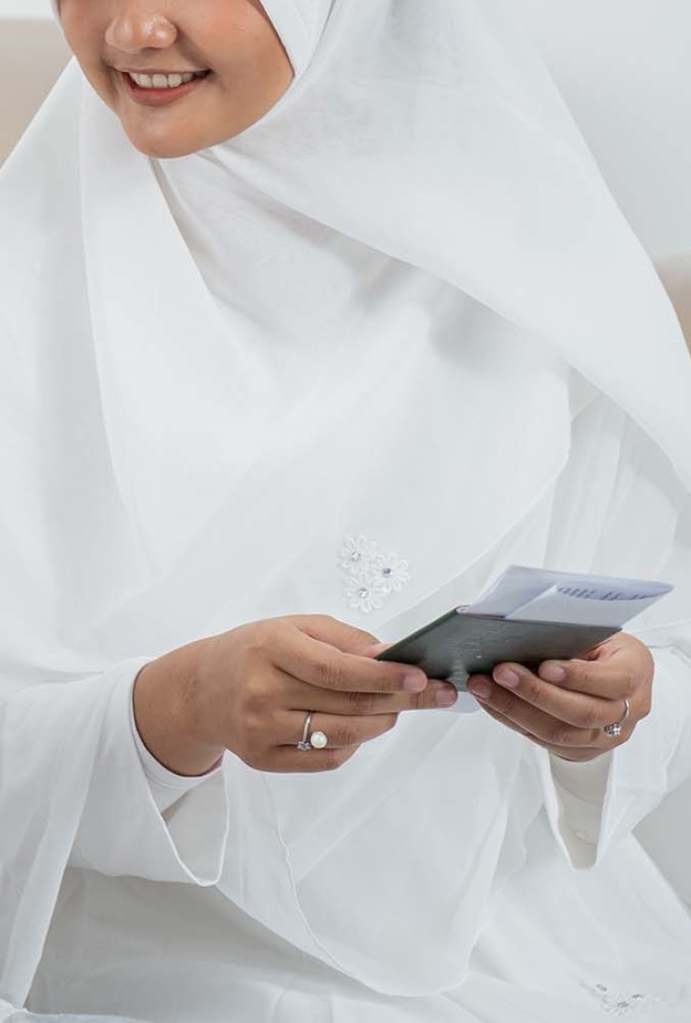 نصائح للمرأة عند السفر لأداء الحج أو العمرة