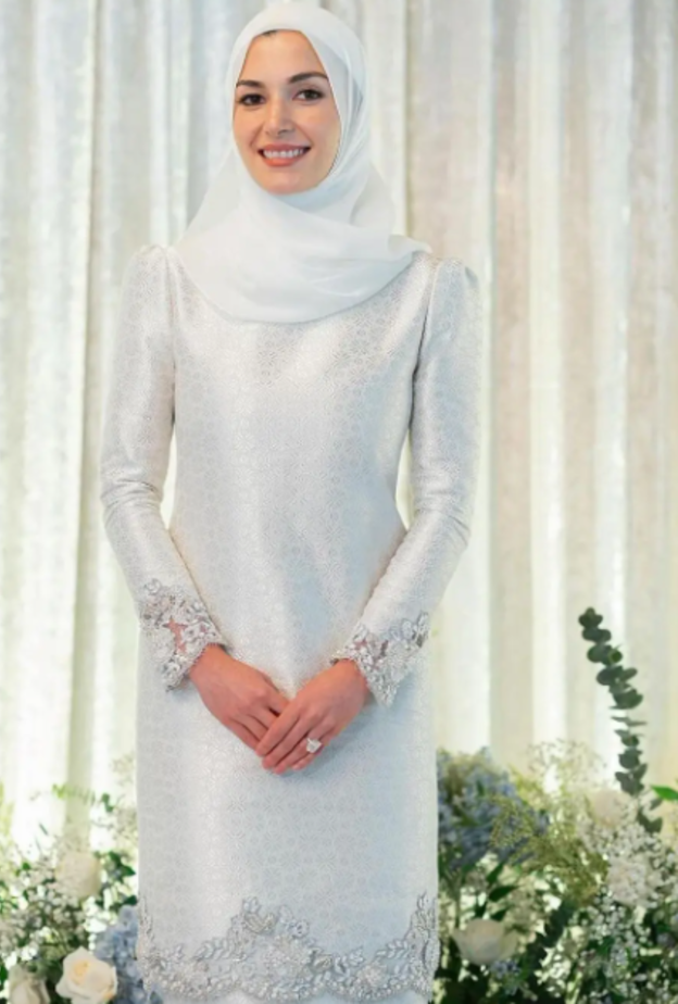 بالصور: بعد انطلاق مراسم زفاف ابن سلطان بروناي عبد المتين وأنيشا روزناه إليكم التسلسل الزمني لعلاقة الحب بينهما