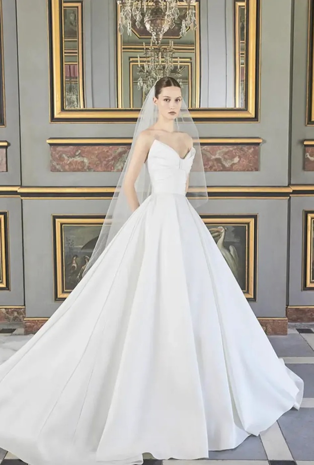 فساتين زفاف 2024@eliesaab