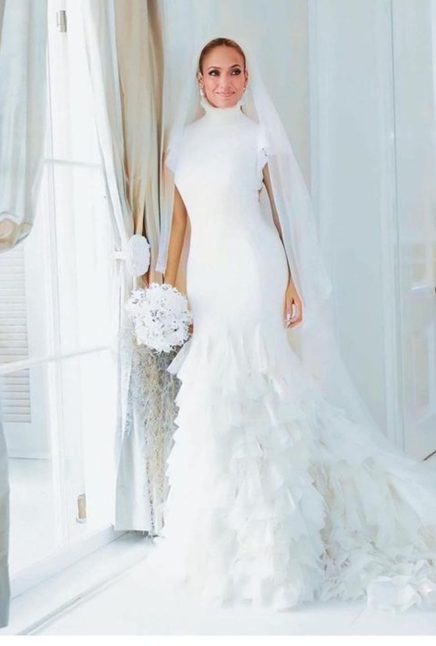 النجمة جنيفير لوبيز في حفل زفافها عام 2022