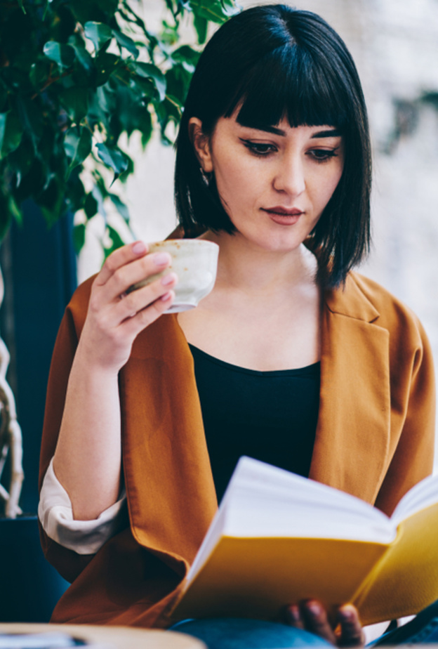 10 معلومات.. تأثير المطالعة على النساء وأسباب قراءة المرأة أكثر من الرجل