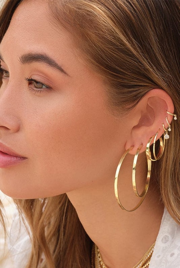 أقراط الHoops