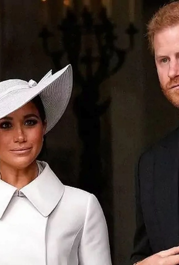 الأمير هاري يميل للعودة وميغان ماركل عثرة في محاولات الصلح الملكية