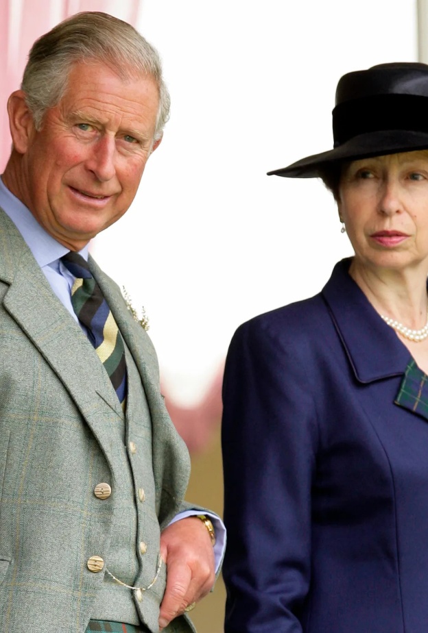 تزور دبي غدا.. الأميرة آن تتفانى في خدمة الملك تشارلز والعائلة