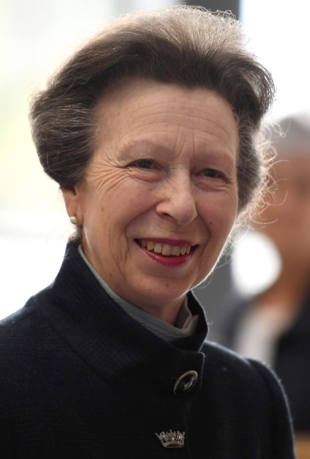 حياة الأميرة الملكية آن بالصور.. من فتاة صغيرة إلى أهم أفراد العائلة المالكة