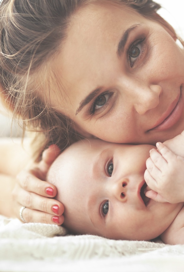 روتين العناية الذاتية كأم جديدة يسرع من تعافيك بعد الولادة 