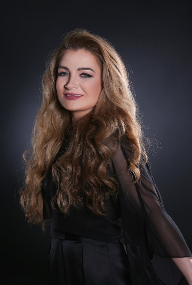 سمية بعلبكي