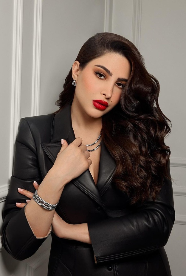 مجوهرات فوز الفهد الأنثوية تُزيدها سحرًا وتألقًا