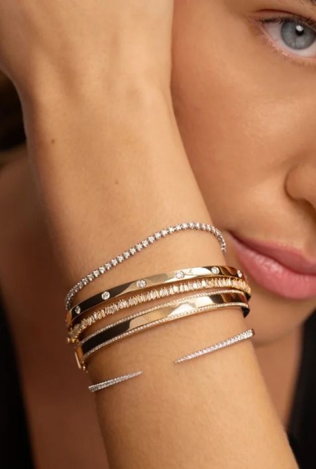 موضة تكديس الأساور