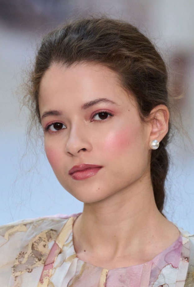  عارضىة دار Costelloe