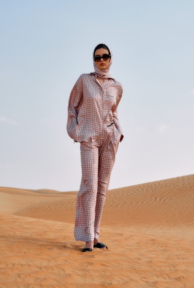 Prada تقدّم تشكيلة جديدة من الأزياء والأكسسوارات بمناسبة شهر رمضان وعيد الفطر 