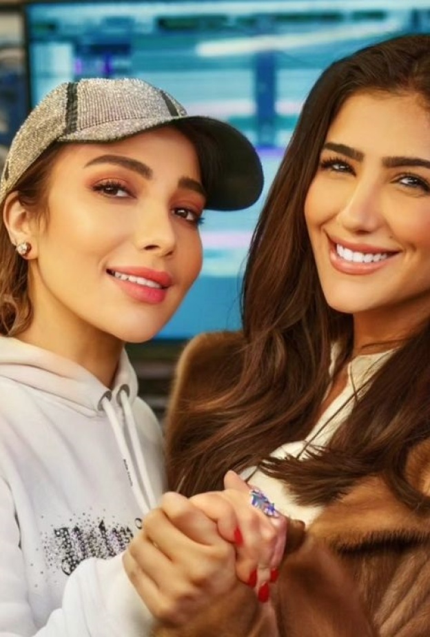 مي عمر وأصالة