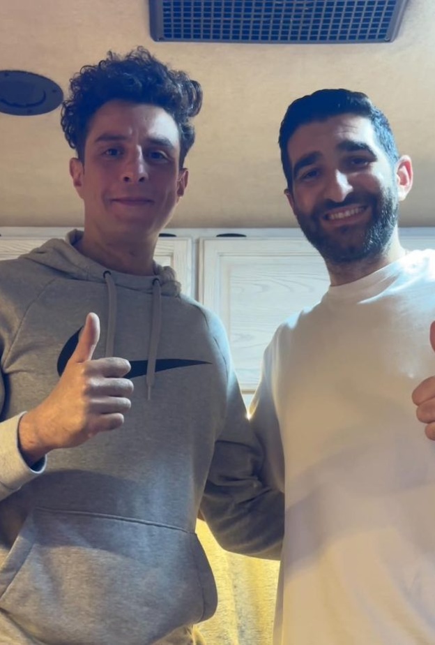 المطرب عبدالله عاشور يشارك بأغنية "ليه هي" في فيلم "السيستم" 