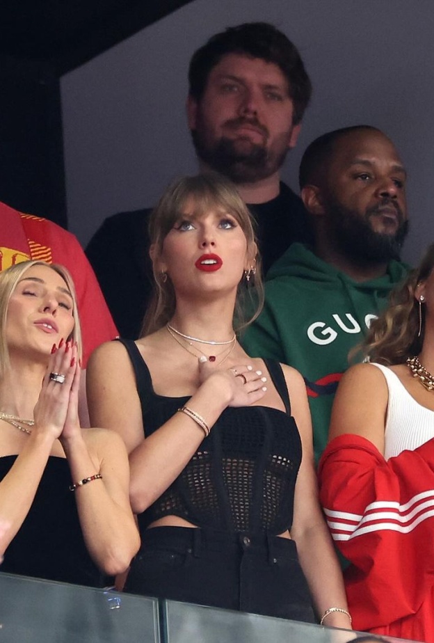 تايلور سويفت