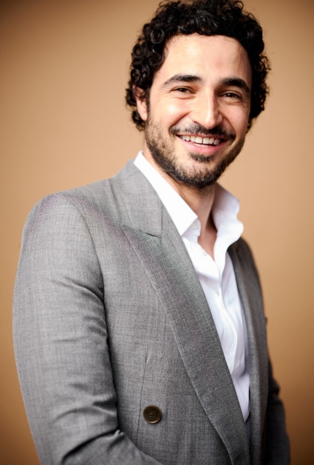 مصمم الأزياء "زاك بوزن" مدير إبداعي لـGap 