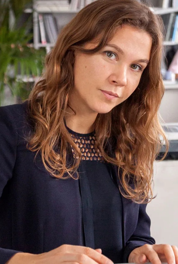 جريئة وديناميكية  