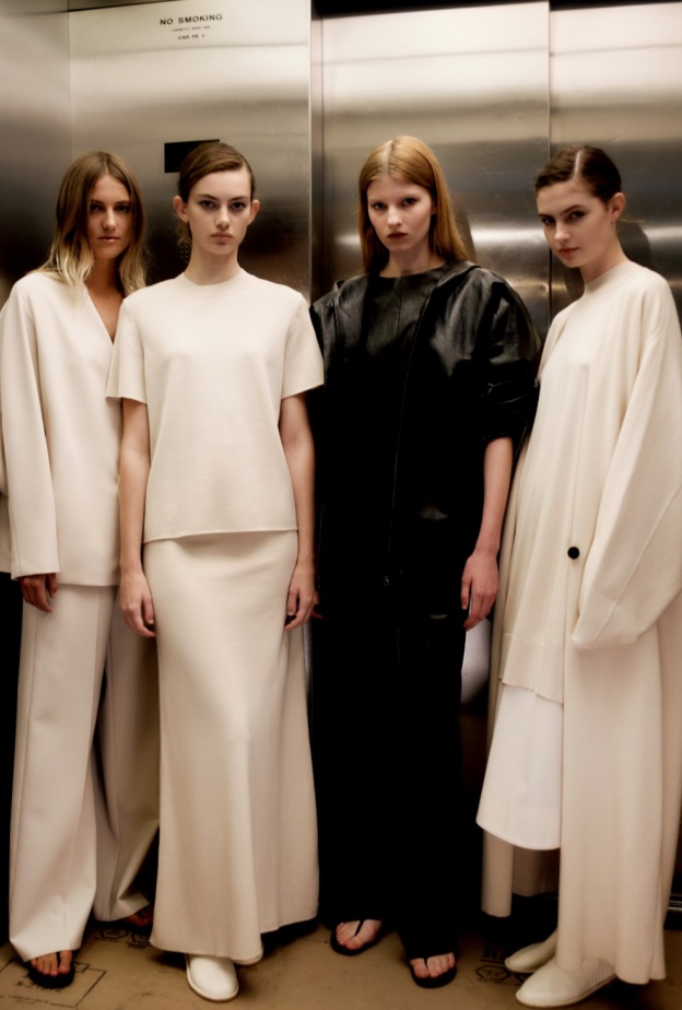 موقع NET-A-PORTER يحتفل بمجموعة NEW DESIGNER TO KNOW الجديدة من علامة FFORME التجارية