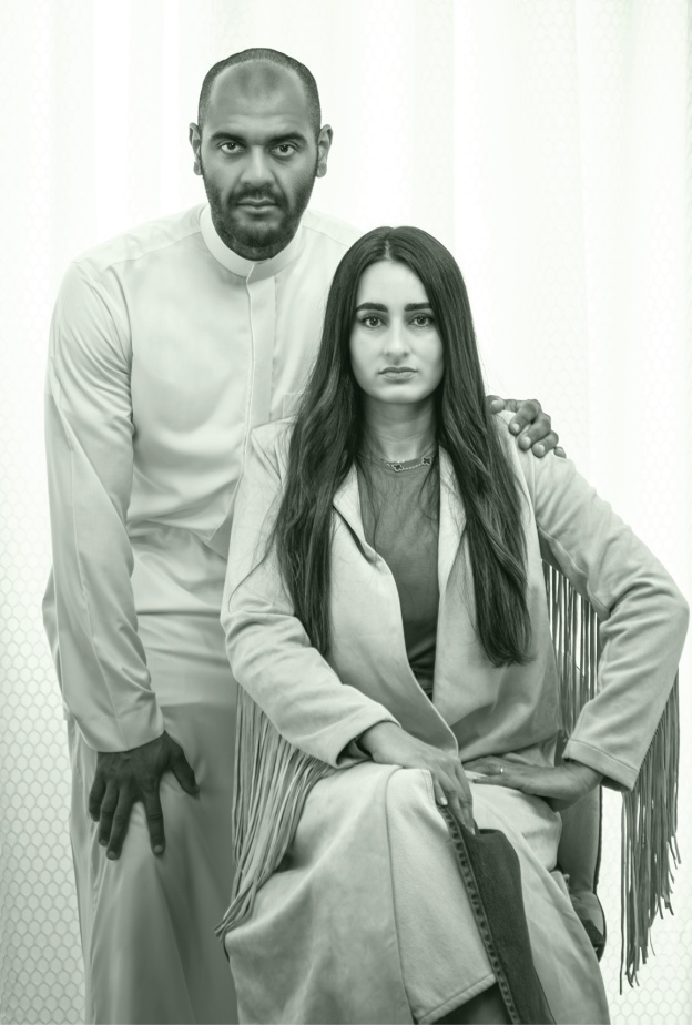 3 قصص POWER COUPLES من المنطقة تحتفي بالقوة والحب والنجاح