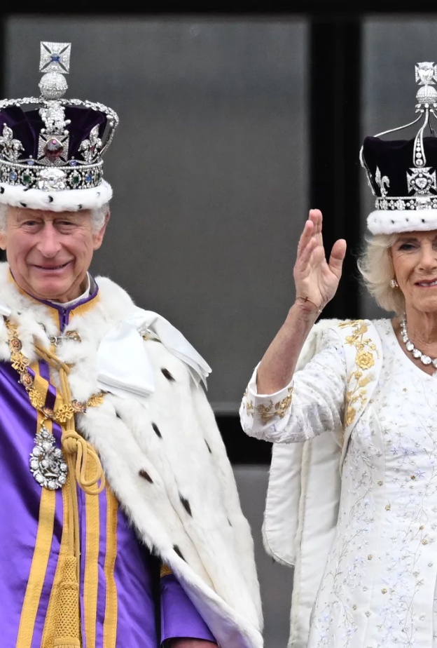 ماذا سيحدث إذا تنازل الملك تشارلز عن العرش؟